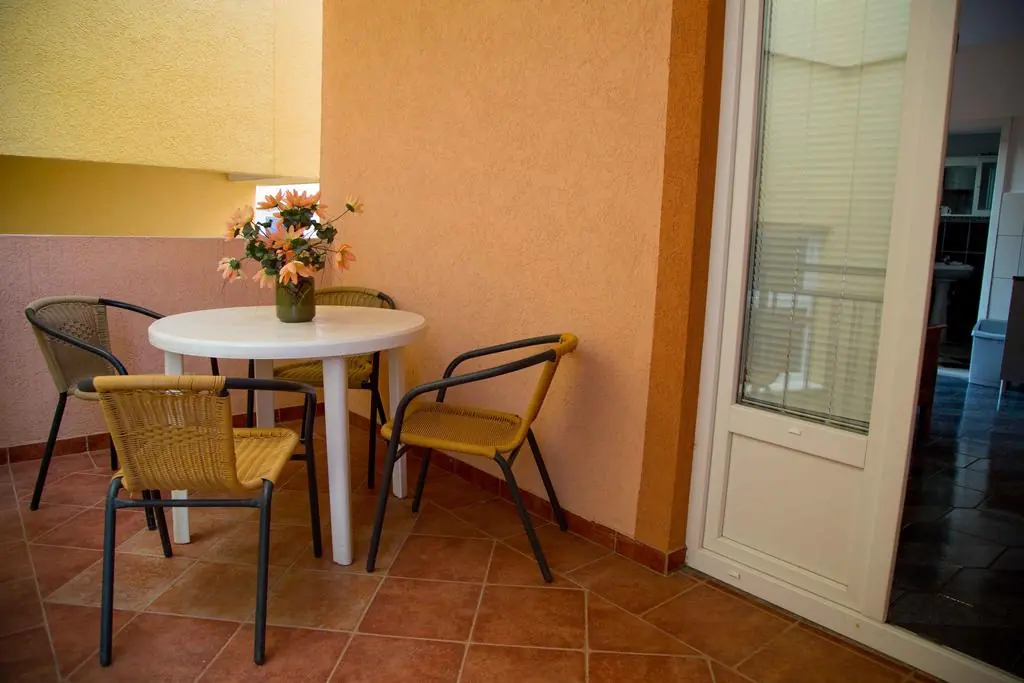 Apartmani Popović Šušanj I