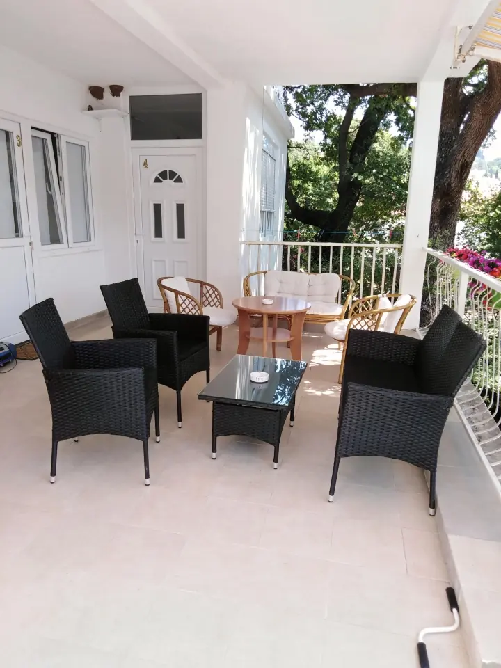 vila LAV APARTMANI