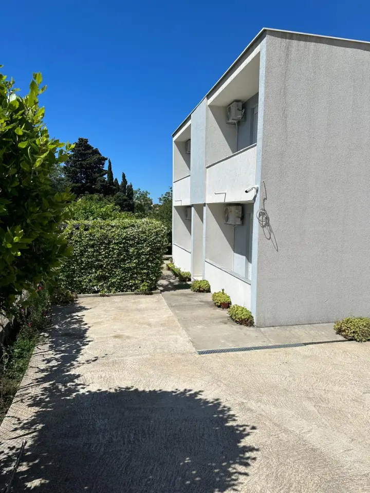 Apartmani Val Sutomore