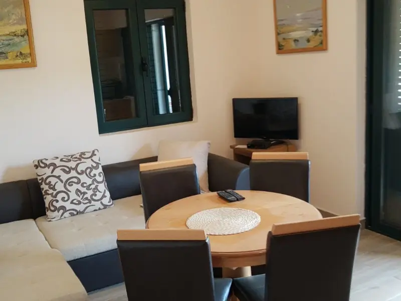 Apartmani MARINERO Luštica - Žanjice