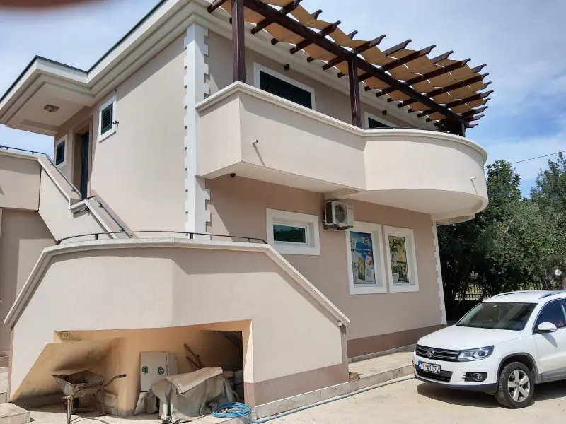 Apartmani MARINERO Luštica - Žanjice