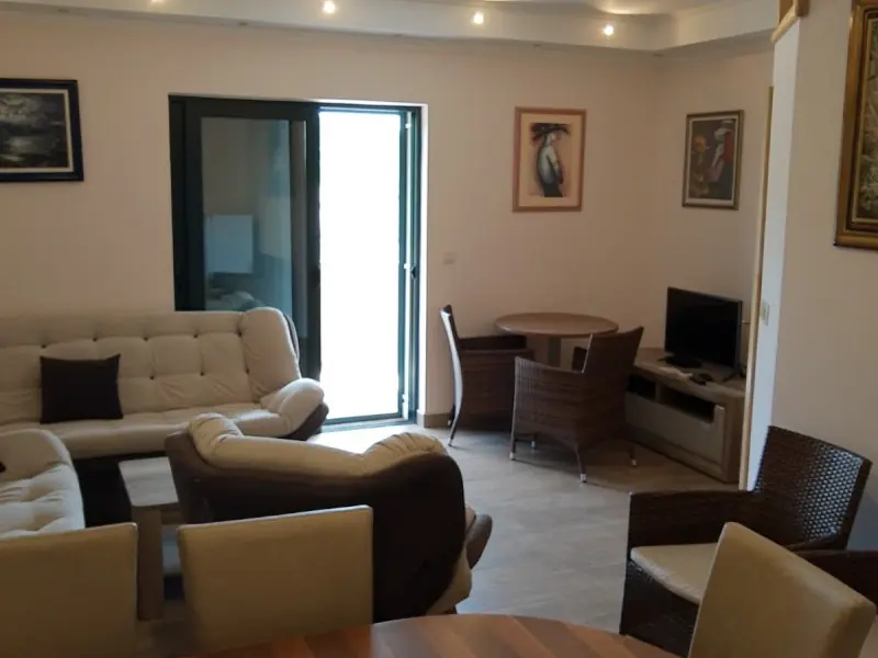 Apartmani MARINERO Luštica - Žanjice