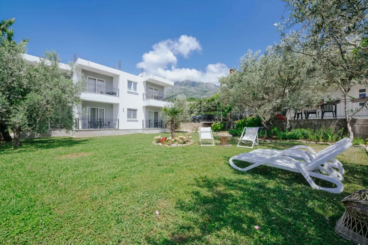 Apartmani SEA GARDEN