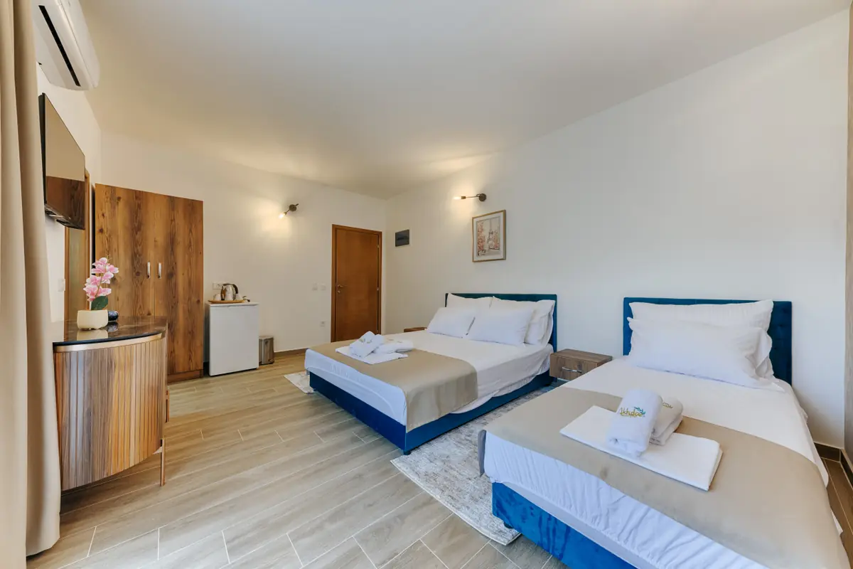 Akhdar Apartments