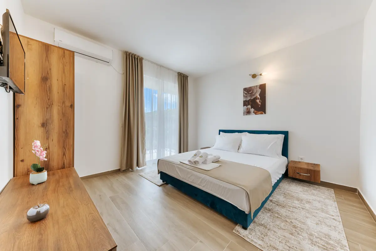 Akhdar Apartments