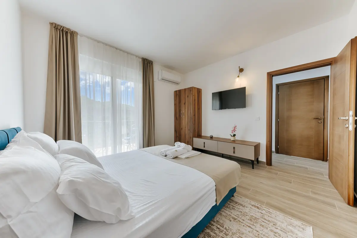 Akhdar Apartments