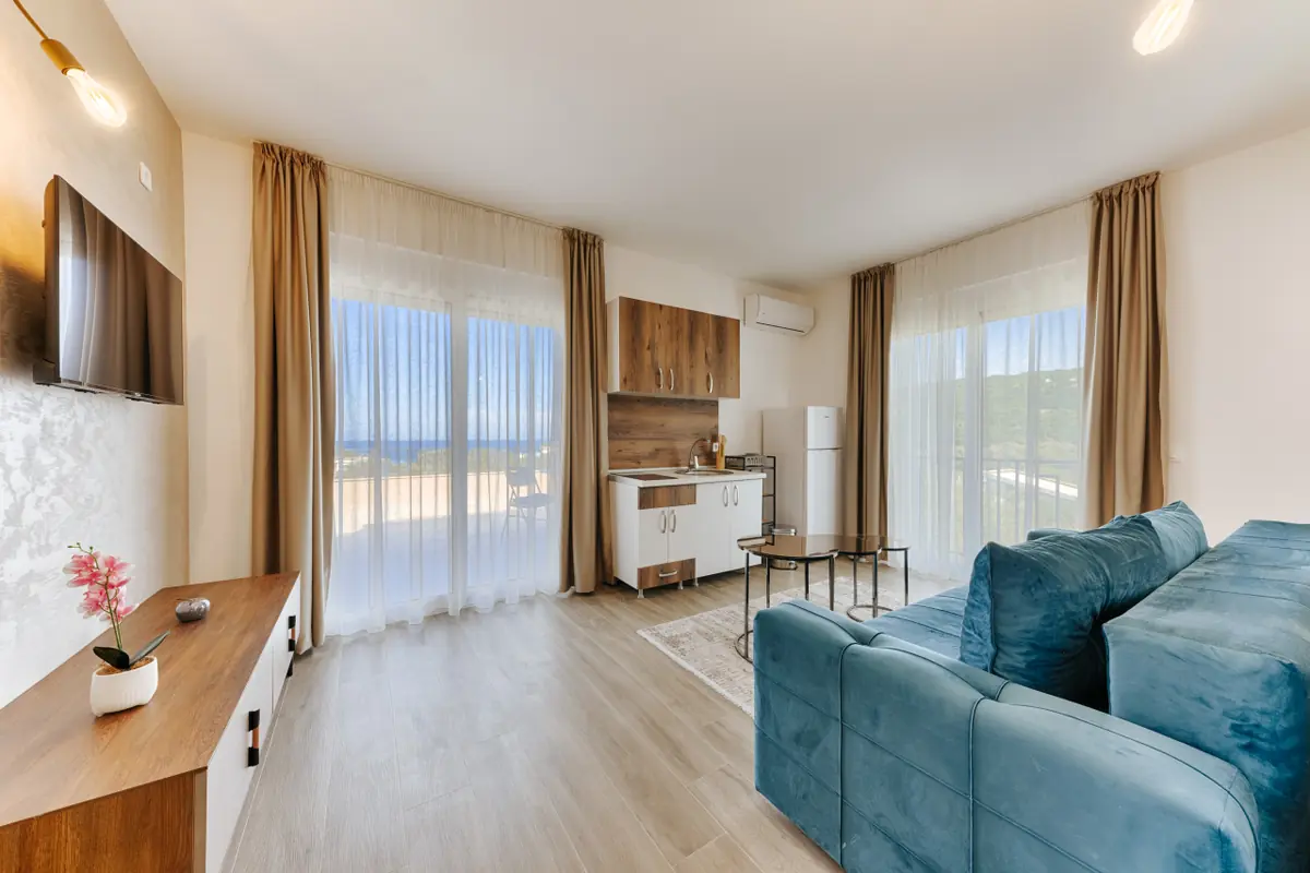 Akhdar Apartments