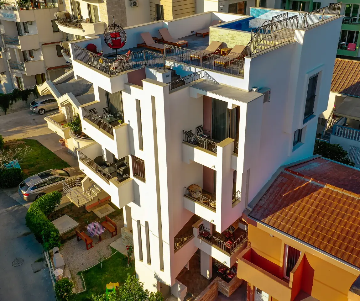 De Lux Apartmens Luka