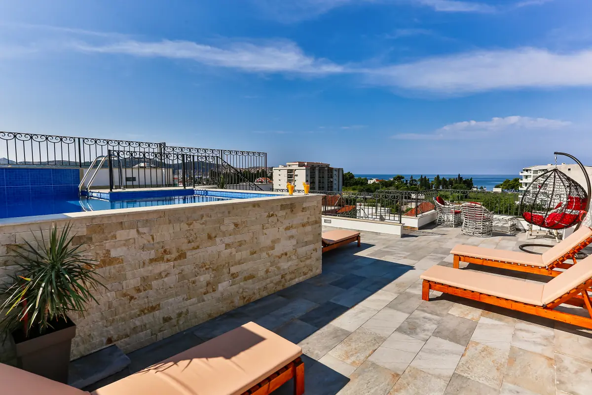 De Lux Apartmens Luka