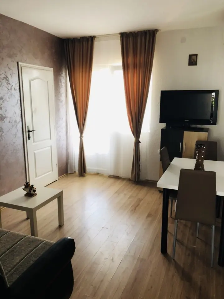 A 5+0 - Apartman za pet osoba