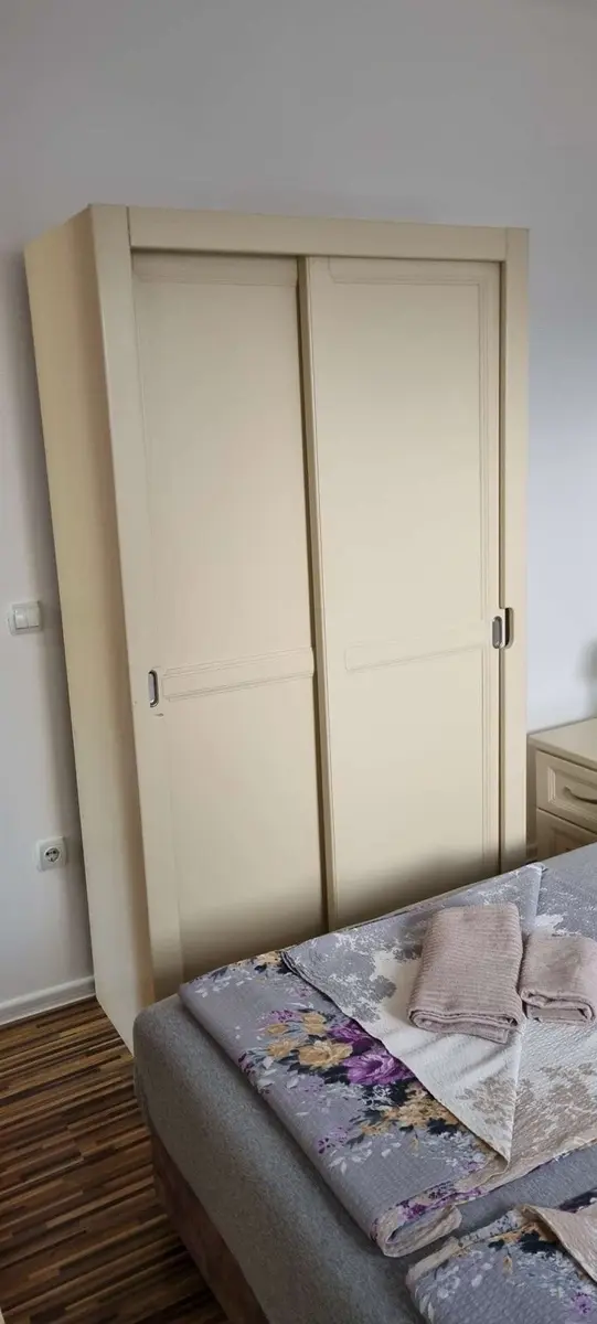 Mali studio apartmani