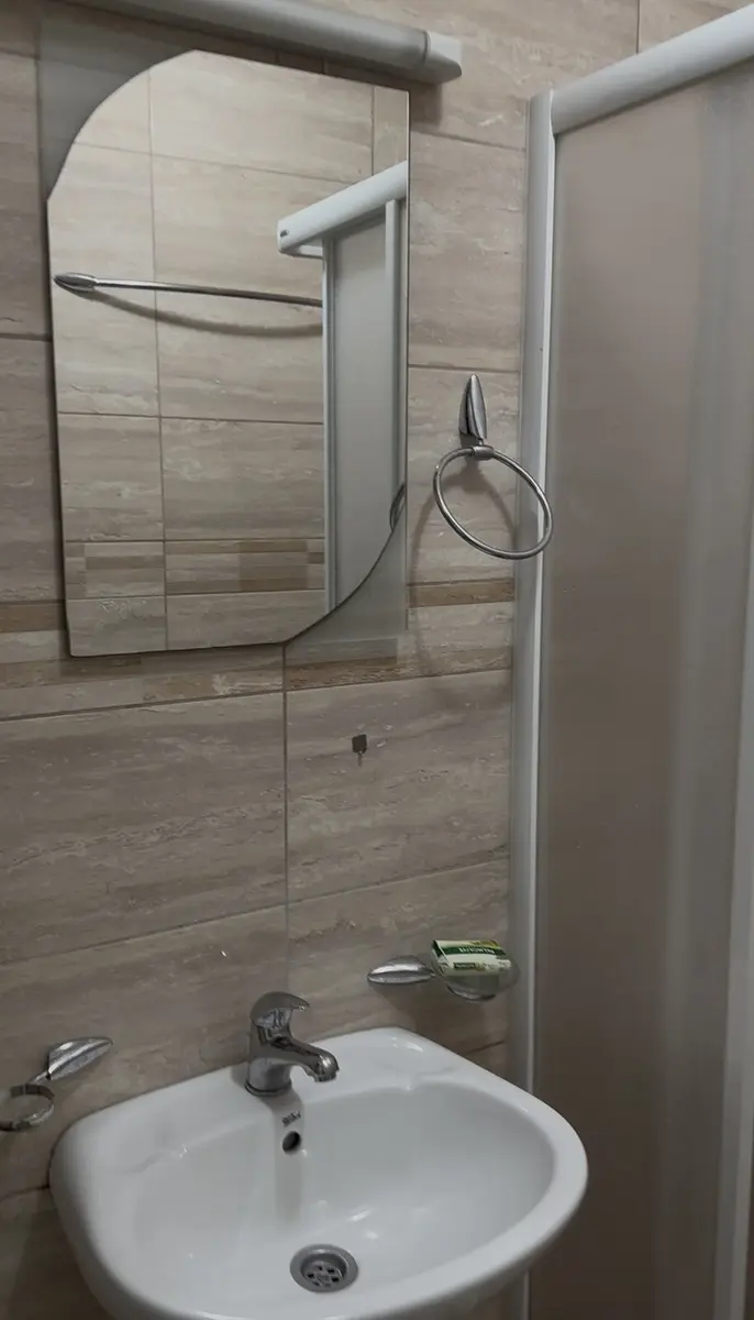 Mali studio apartmani